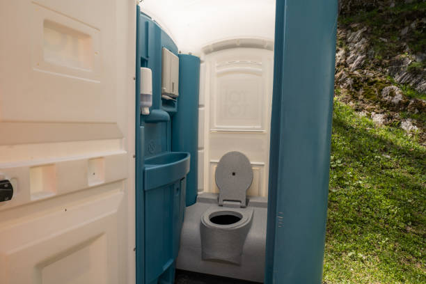 Best Portable restroom trailer rental  in Mcfarland, CA